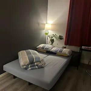  Apartment 1-bed Apt In City Centre Ireland